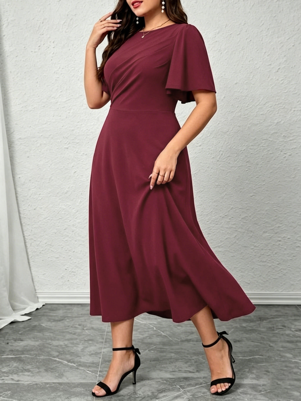 Robe longue grande taille — Maille côtelée bordeaux drapée