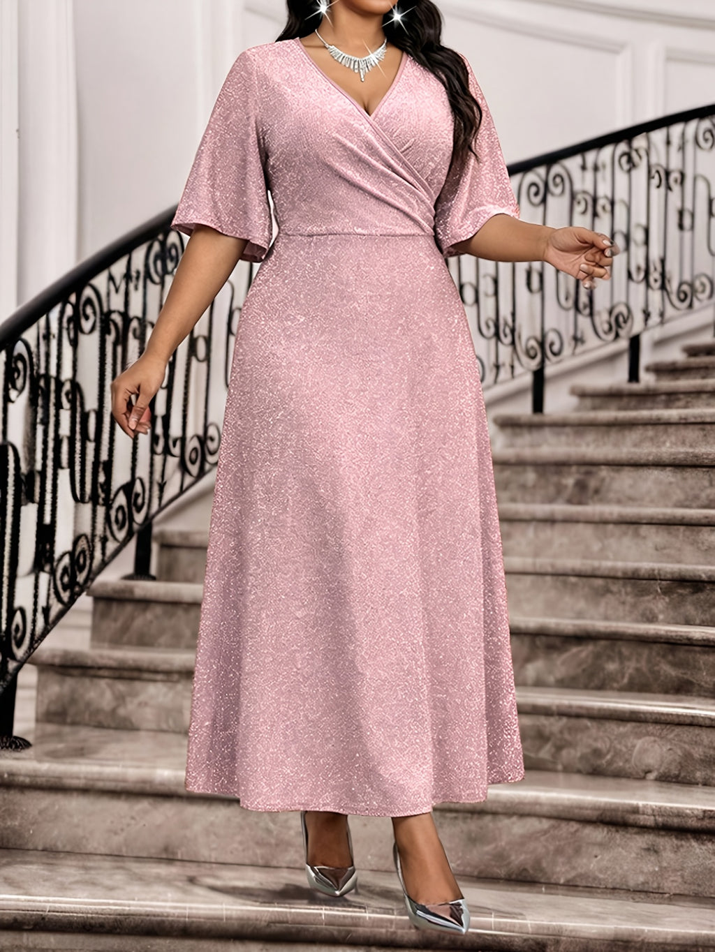 Robe longue grande taille — Cache-cœur lamé rose poudré