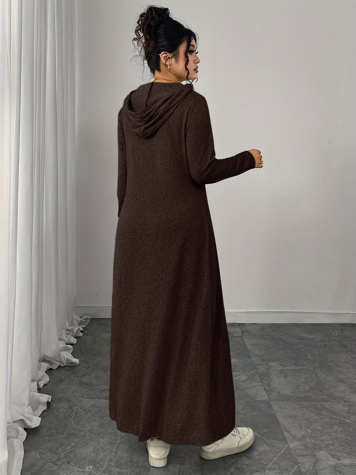 Robe longue grande taille — Capuche et cordon de serrage