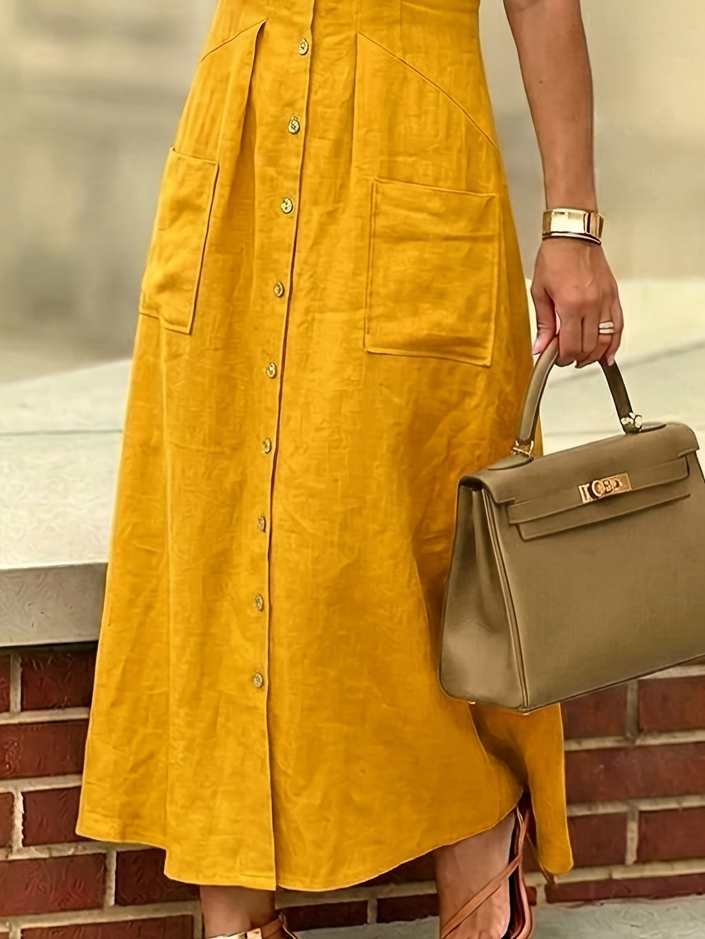 Robe longue grande taille — Chemise moutarde à poches plaquées