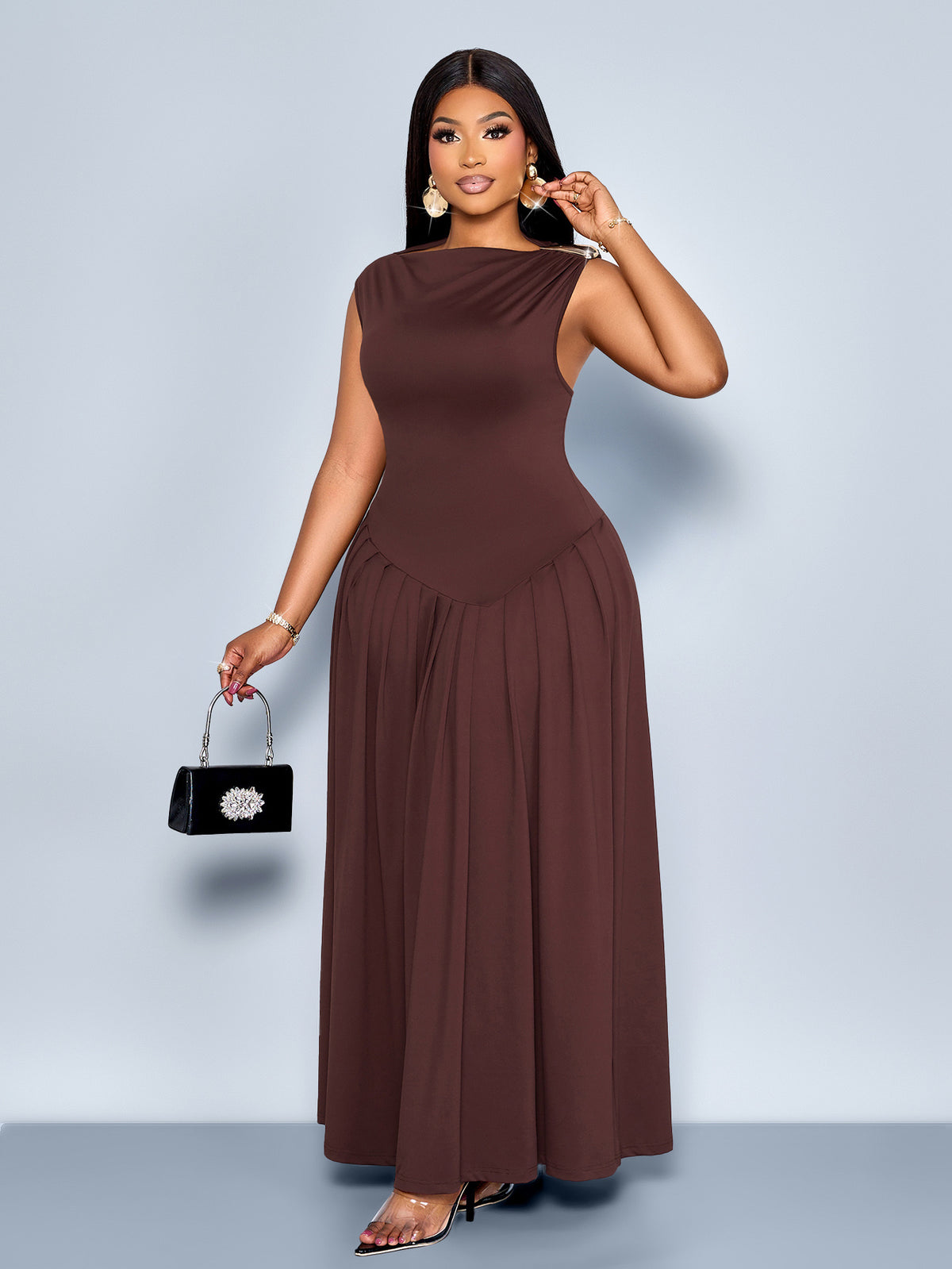 Robe longue grande taille — Encolure bateau drapée chocolat