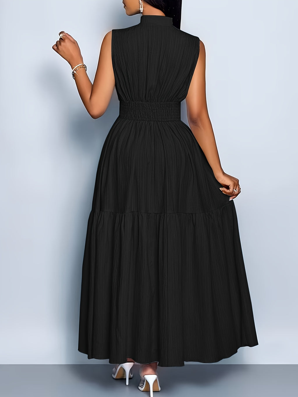 Robe longue grande taille — Col montant et ceinture nouée