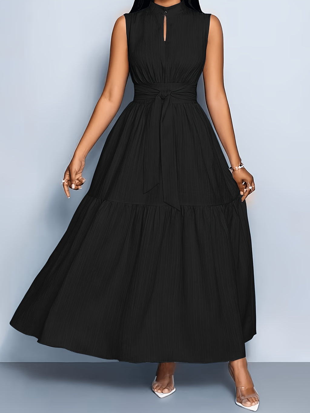 Robe longue grande taille — Col montant et ceinture nouée