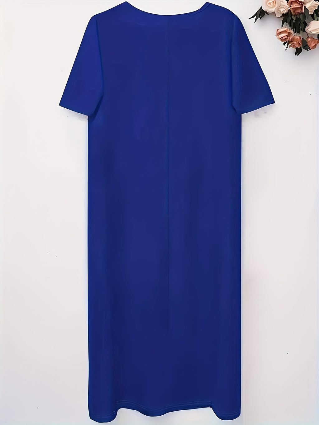 Robe longue grande taille — Col V fendu et poches latérales