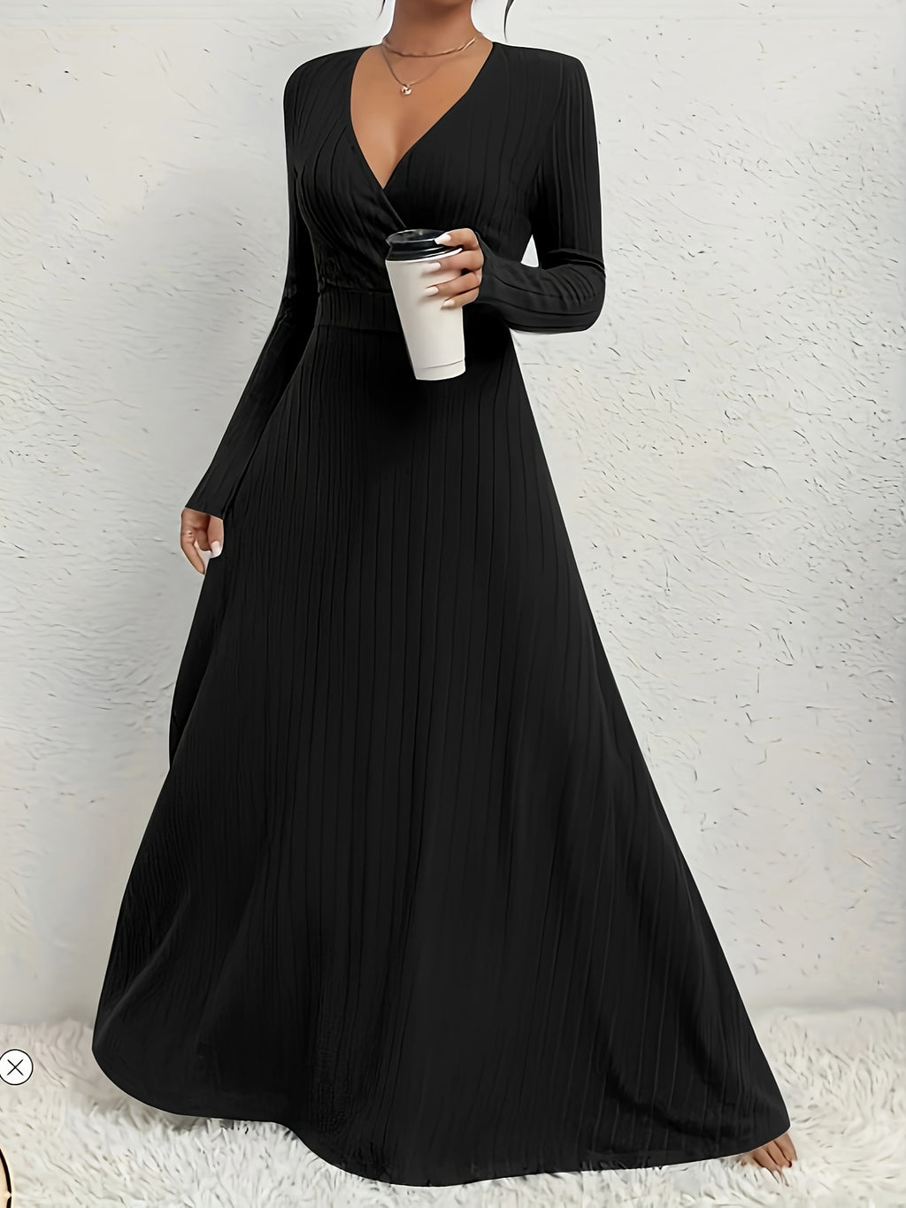 Robe longue grande taille — Décolleté croisé en maille côtelée