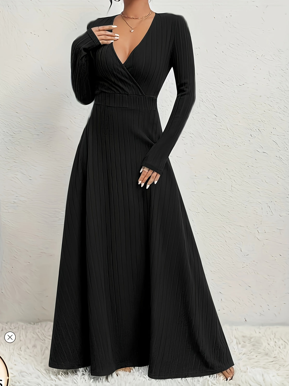 Robe longue grande taille — Décolleté croisé en maille côtelée