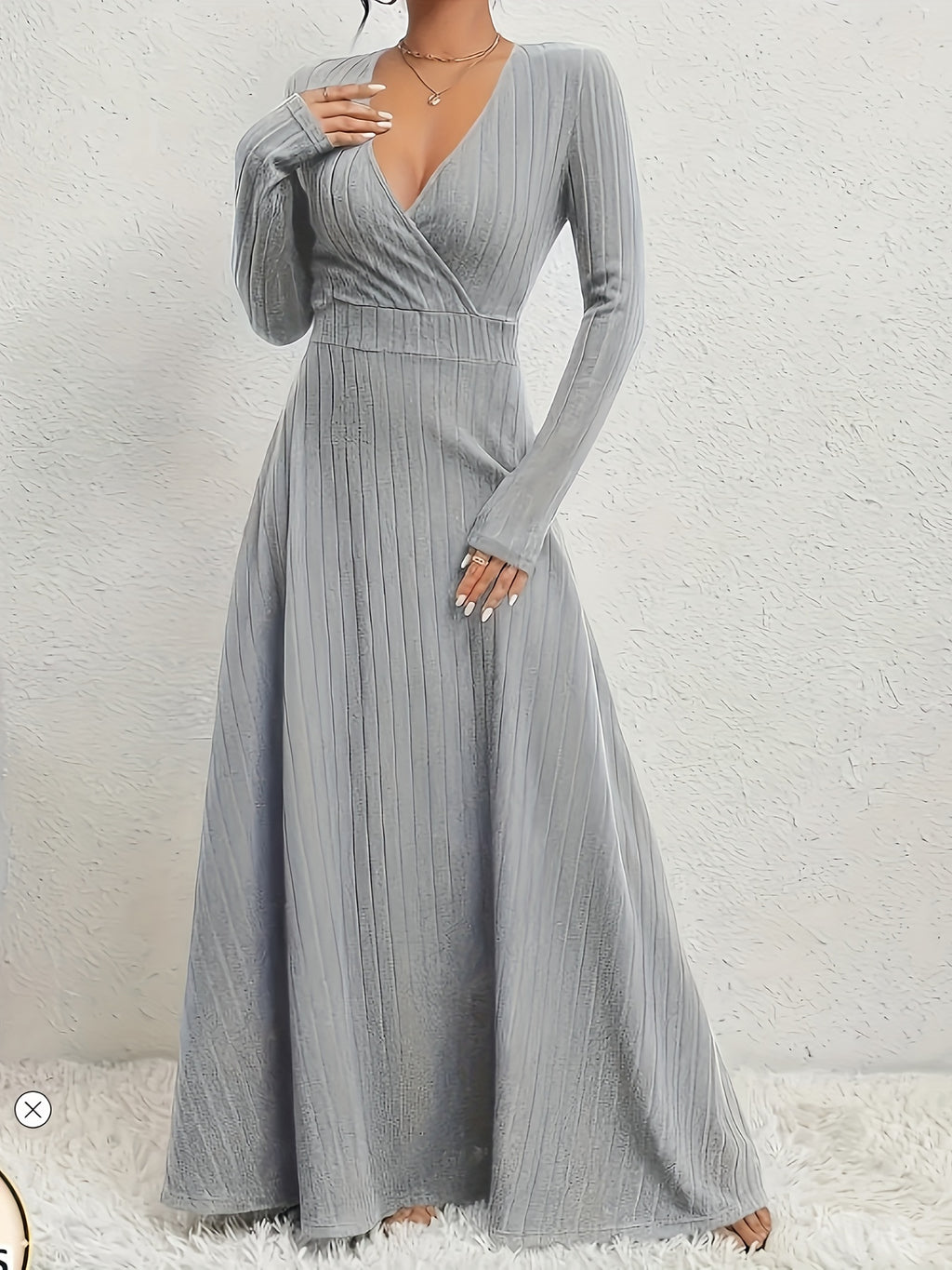 Robe longue grande taille — Décolleté croisé en maille côtelée