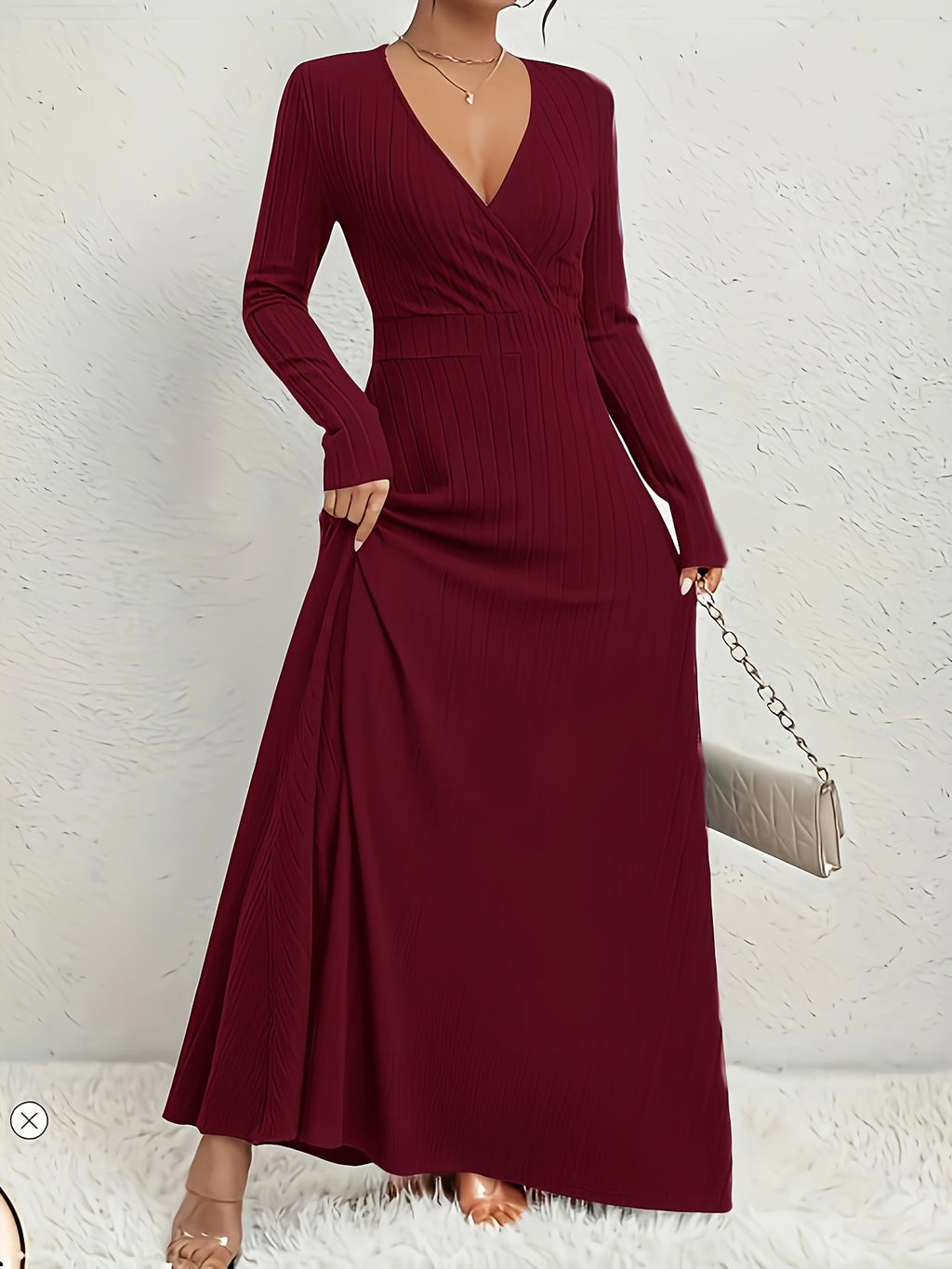 Robe longue grande taille — Décolleté croisé en maille côtelée