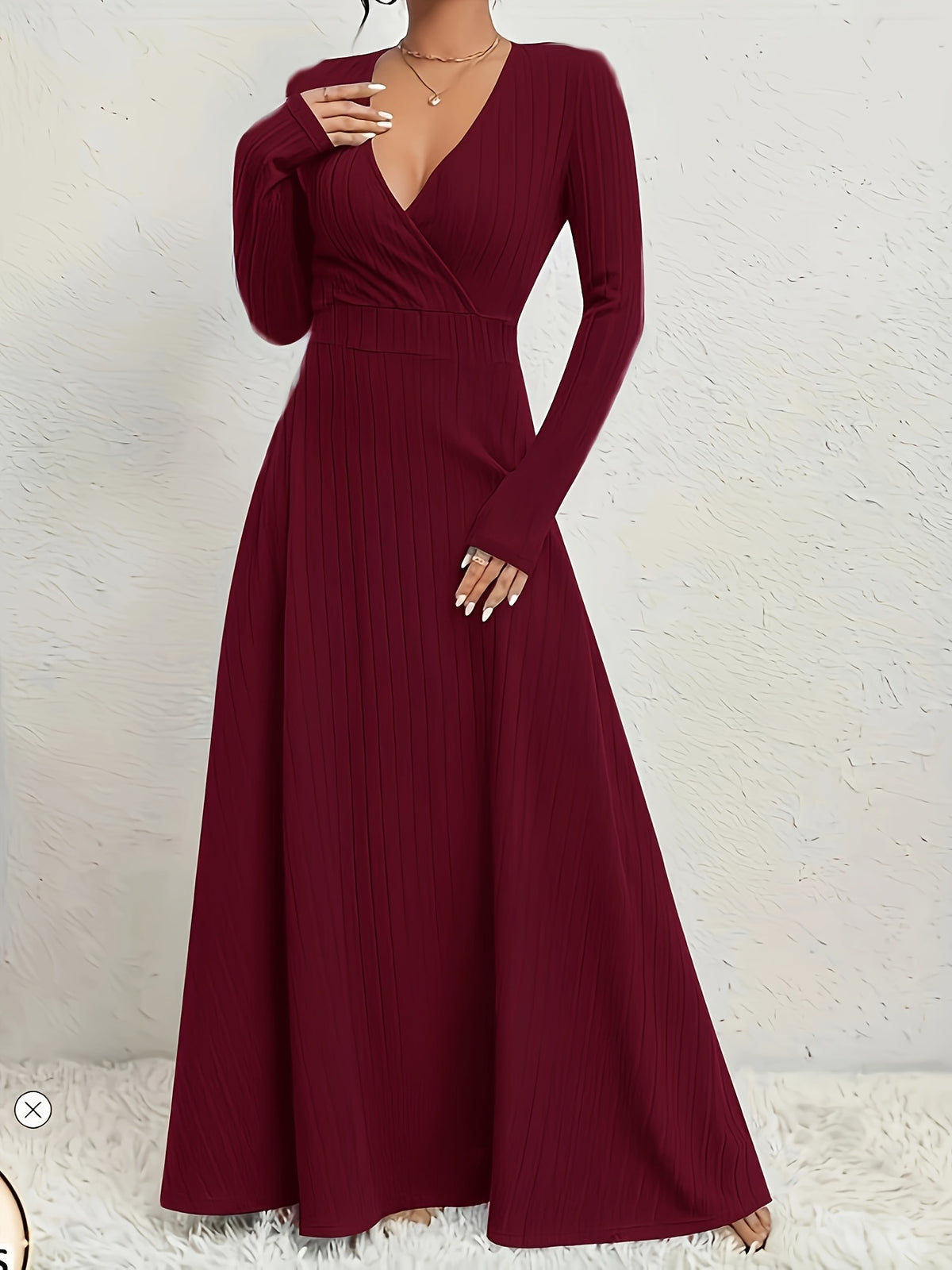 Robe longue grande taille — Décolleté croisé en maille côtelée