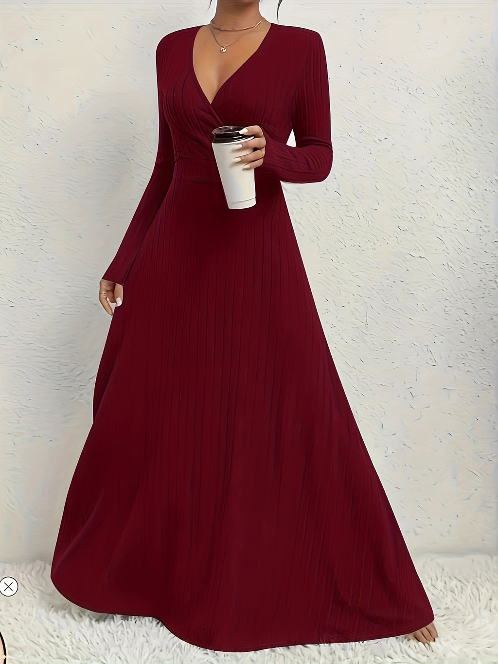Robe longue grande taille — Décolleté croisé en maille côtelée