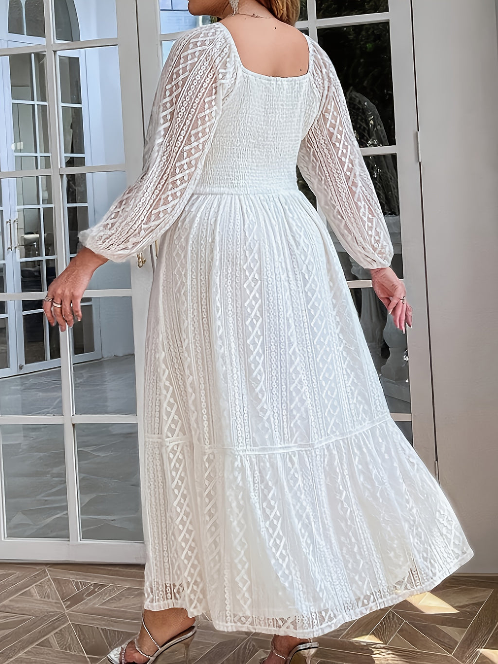 Robe longue grande taille — Dentelle géométrique ajourée