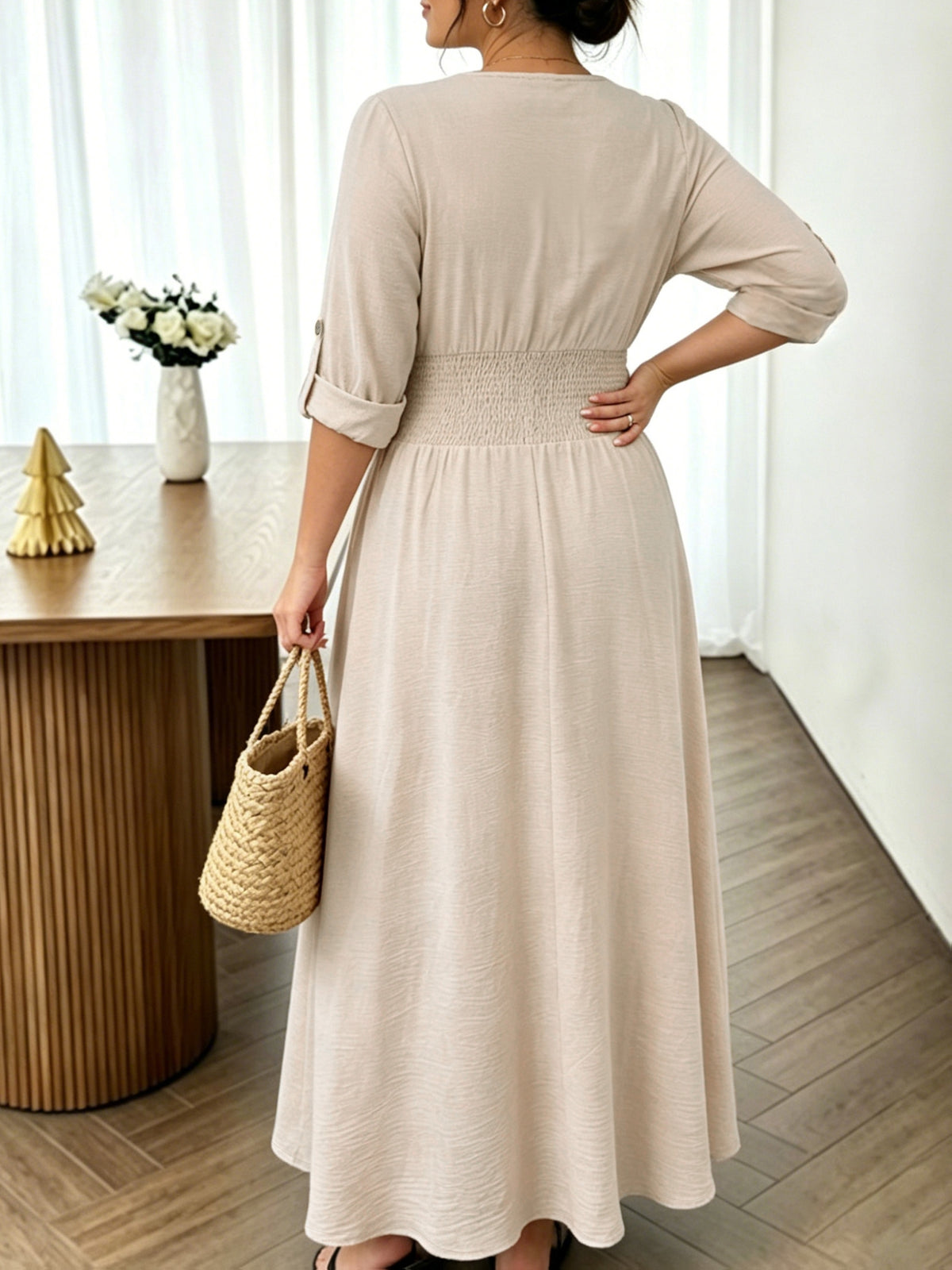 Robe longue grande taille — Écru bohème et taille smockée