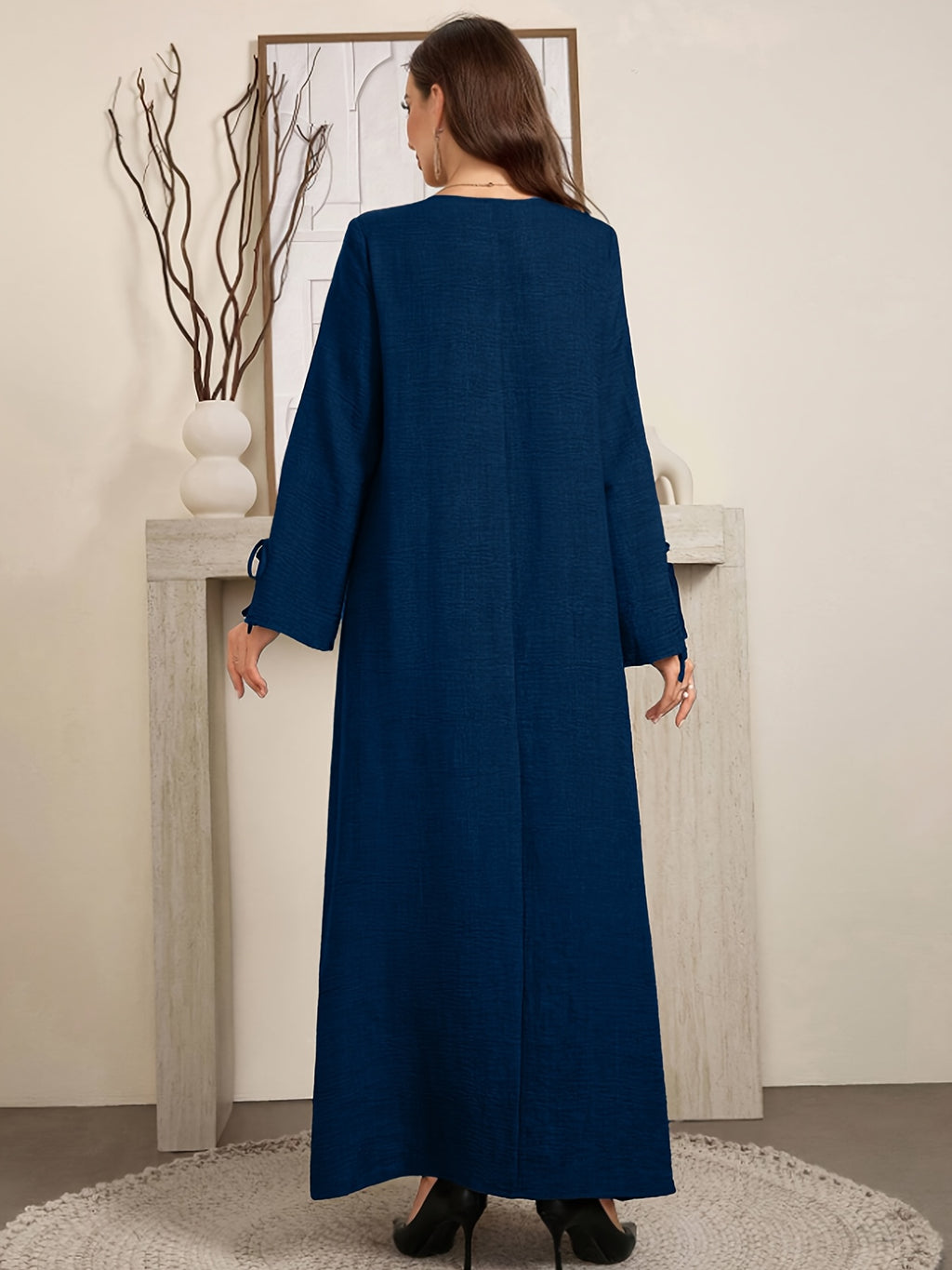 Robe longue grande taille — Col à nouer et poignets liés
