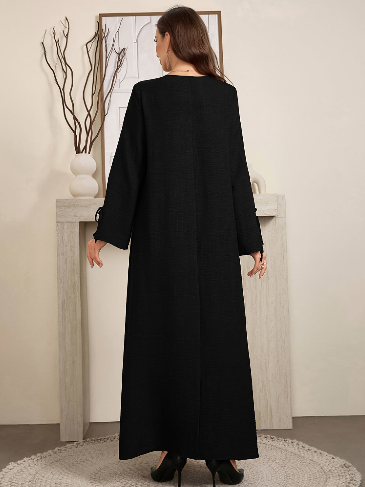 Robe longue grande taille — Col à nouer et poignets liés