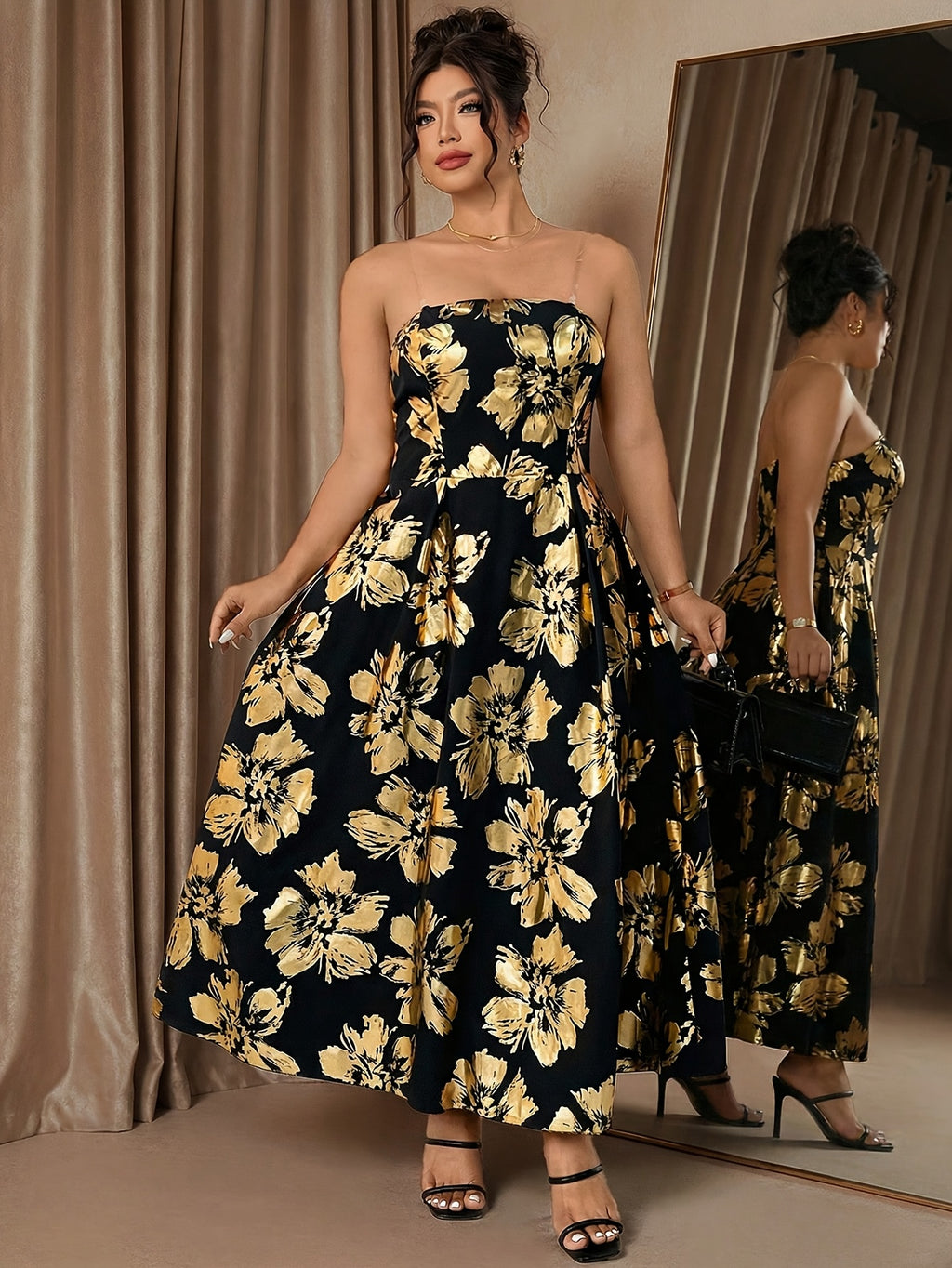Robe longue grande taille — Fleurs dorées estampées sur fond noir