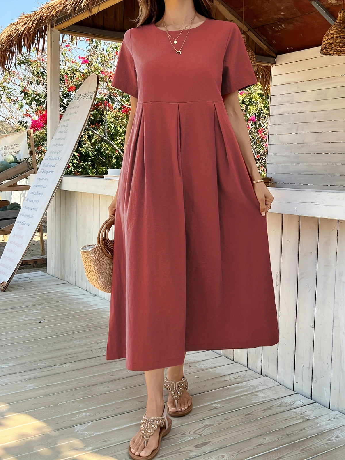 Robe longue en lin grande taille — Plis creux couchés et poches