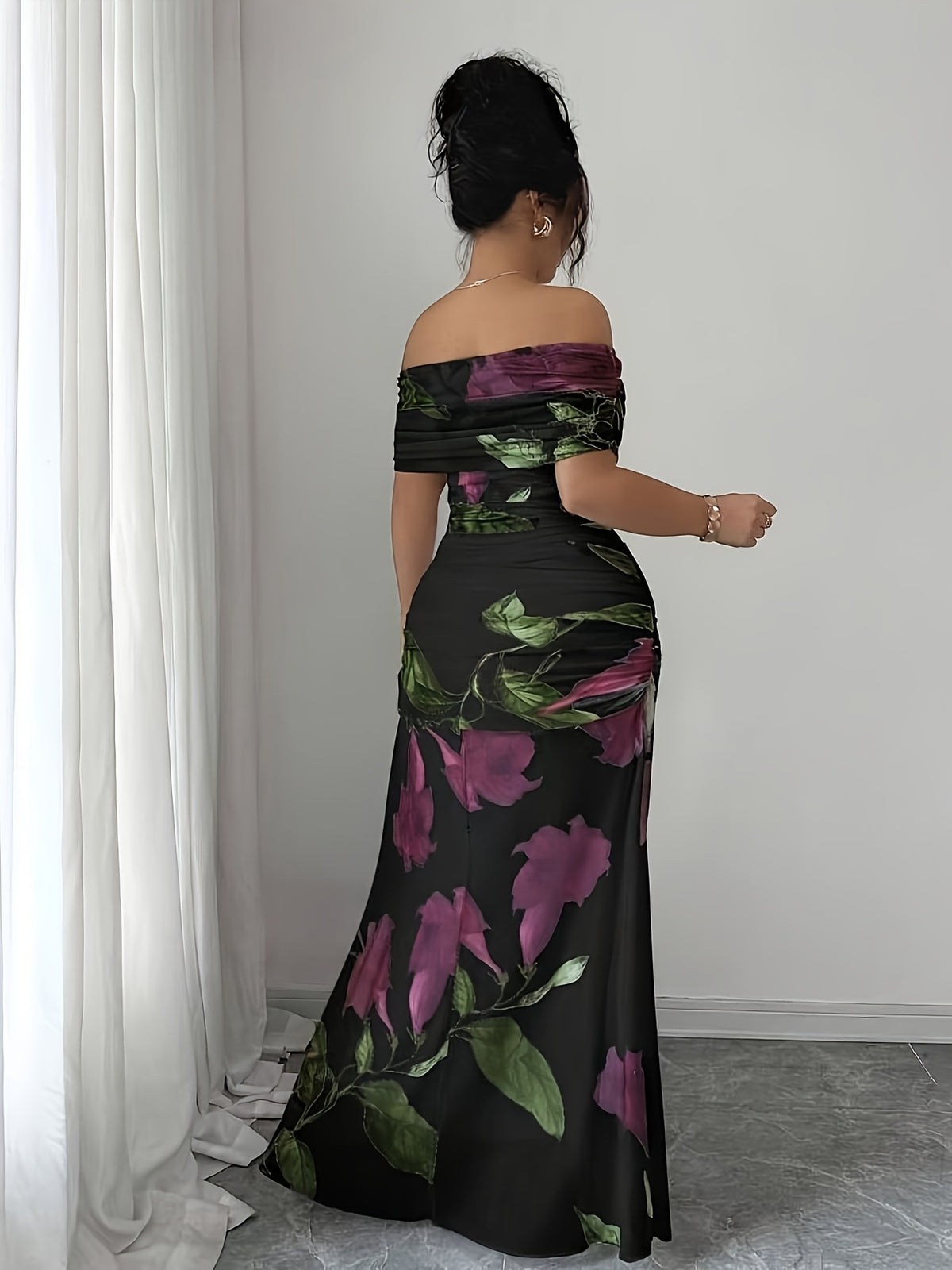 Robe longue grande taille — Maille florale et encolure bardot
