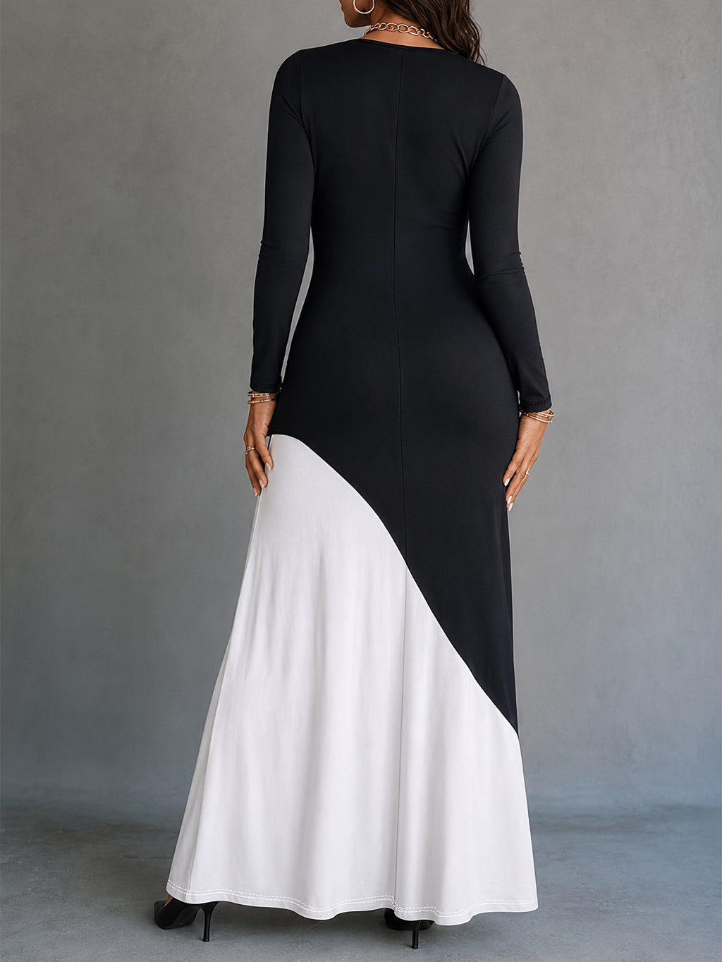 Robe longue grande taille — Col zippé et empiècement blanc