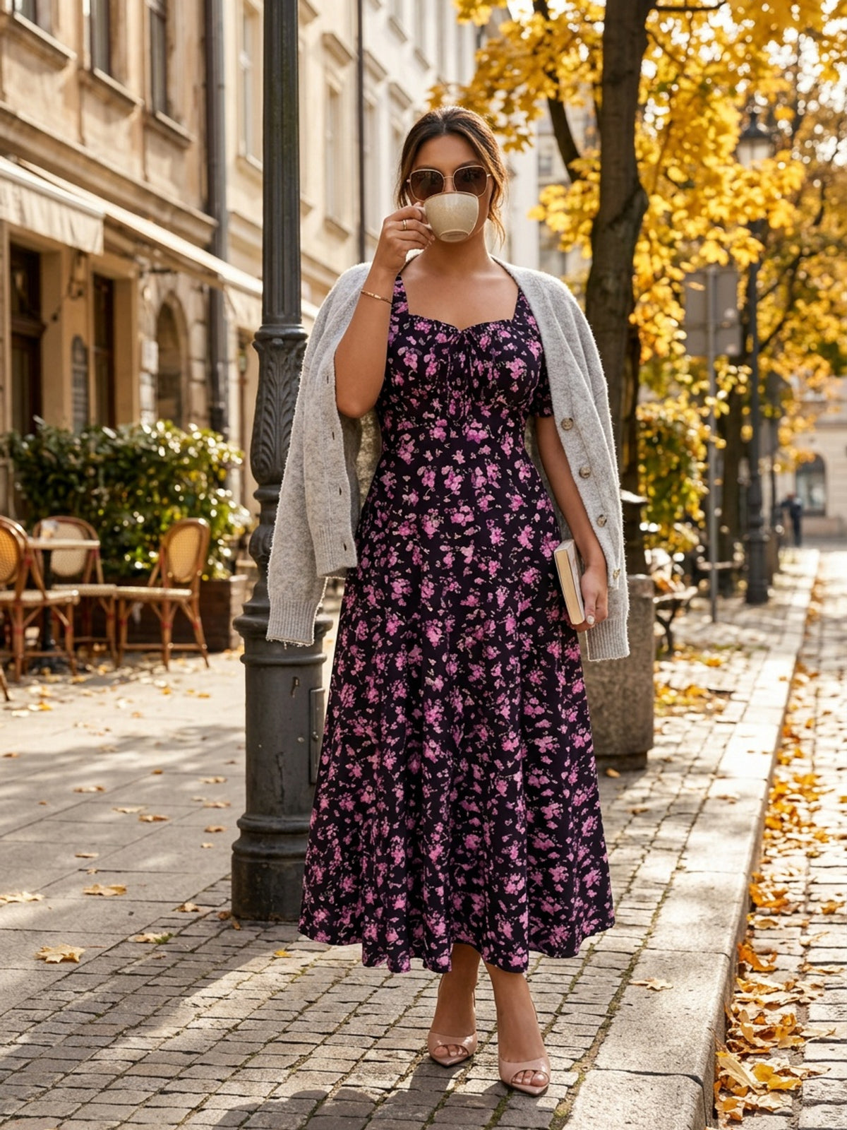 Robe longue grande taille — Corsage smocké, fleurettes roses