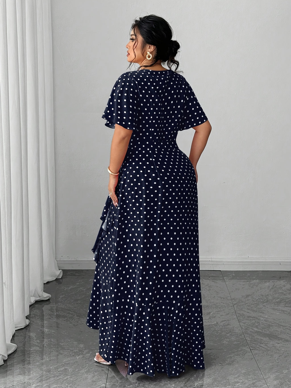 Robe longue grande taille, pois, volant en cascade
