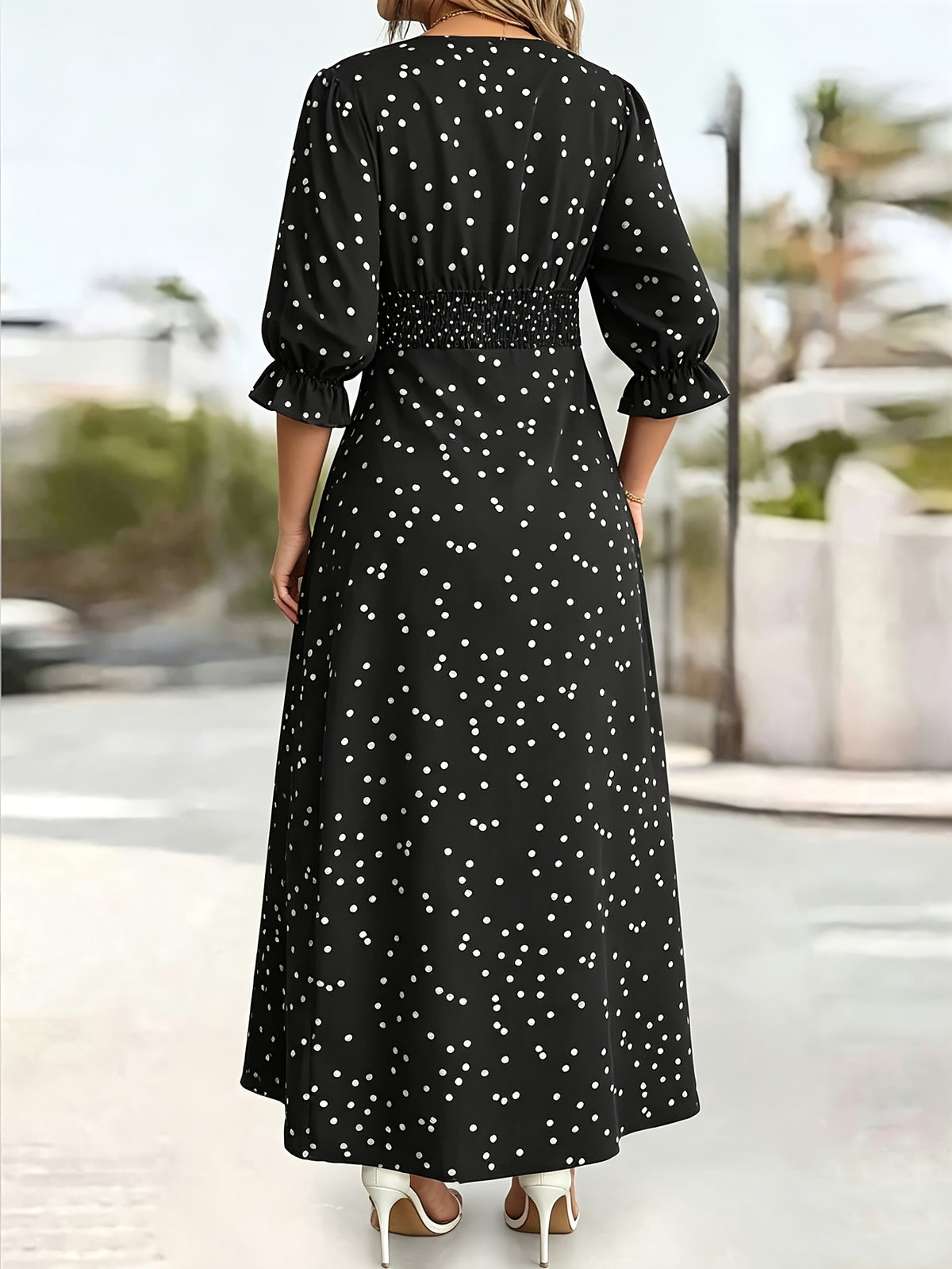 Robe longue grande taille, pois et boutons jusqu'en bas