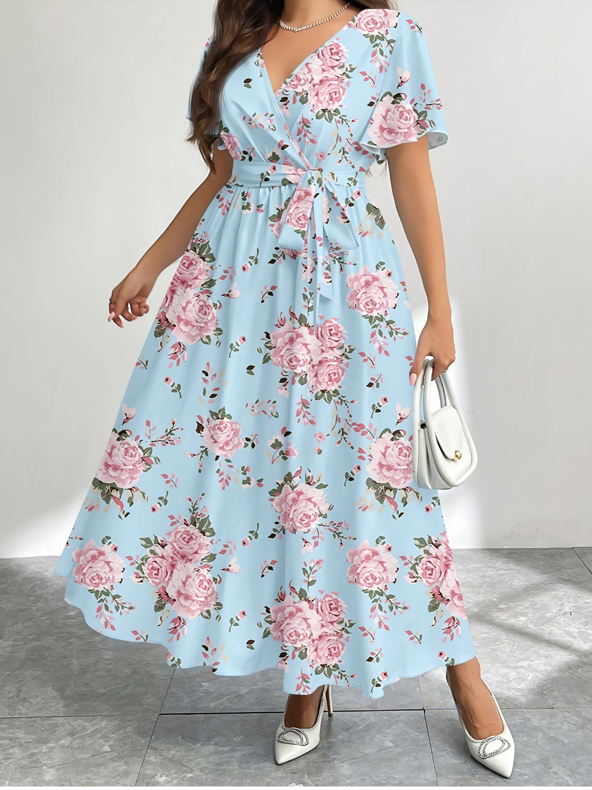 Robe longue grande taille — Portefeuille fleuri bleu ciel