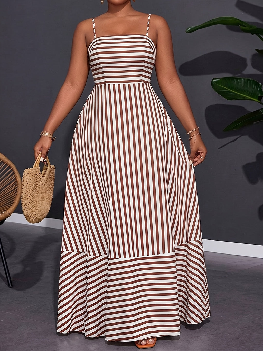 Robe longue grande taille, rayures et poches latérales
