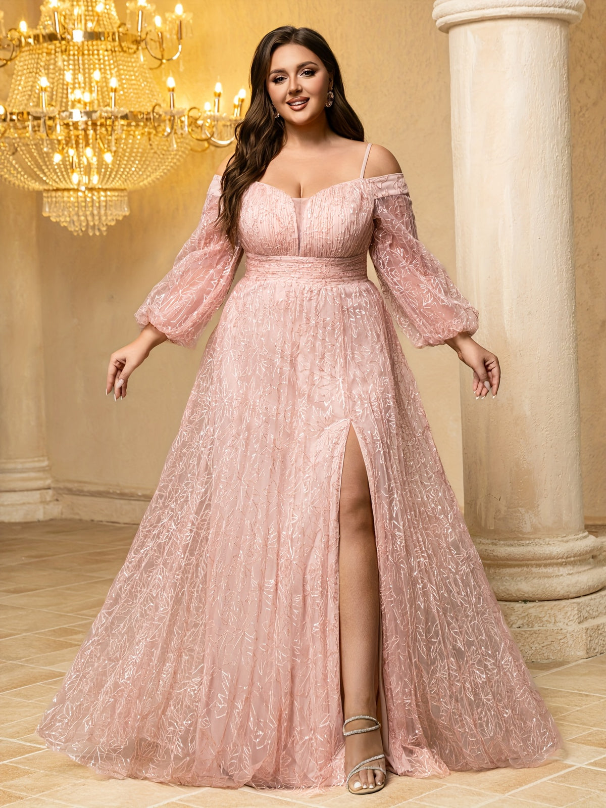 Robe longue grande taille — Rose poudré, tulle brodé et fente