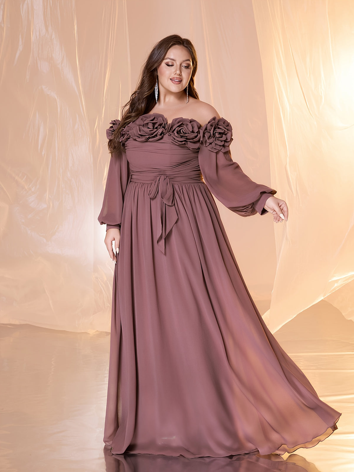 Robe longue grande taille, relief sur le bardot