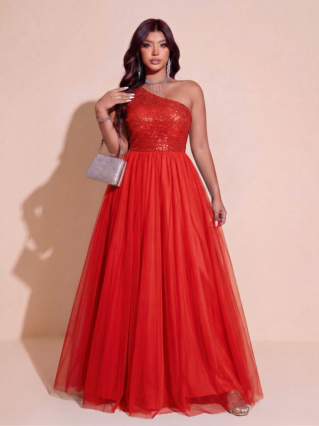 Robe longue grande taille, buste sequins et tulle