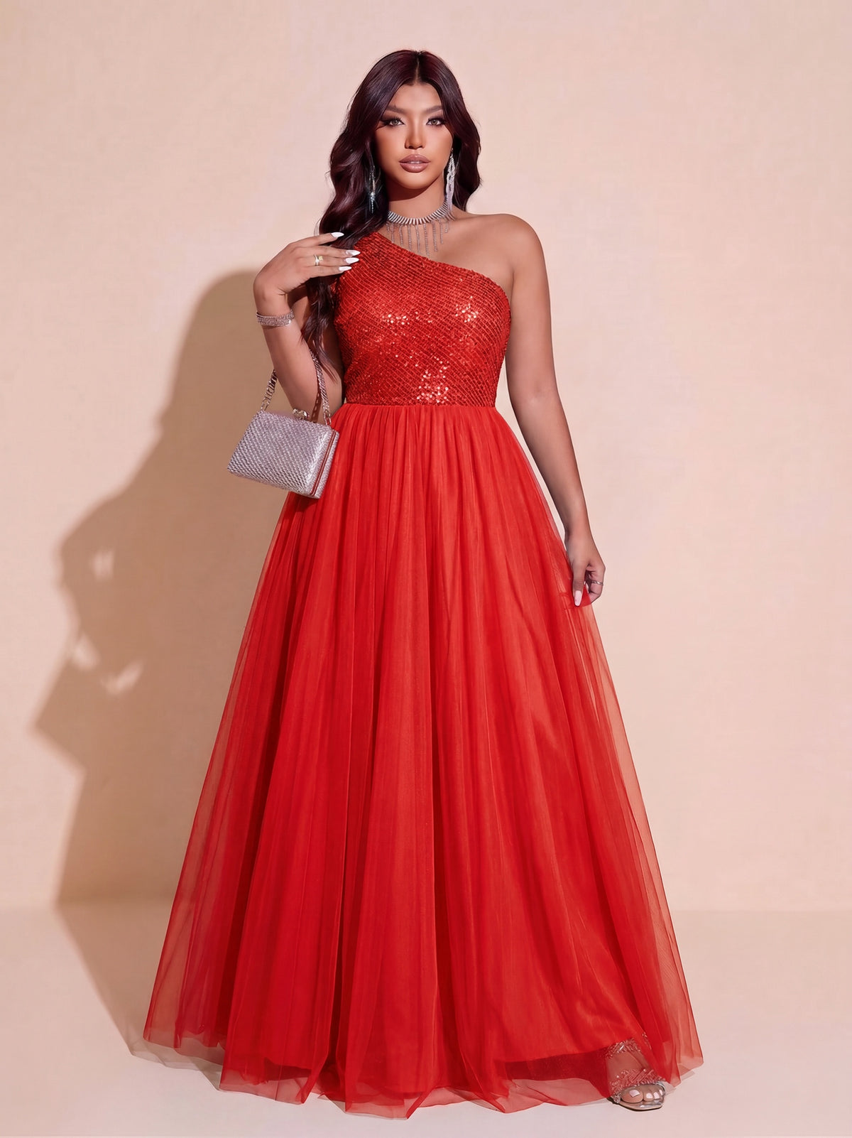 Robe longue grande taille, buste sequins et tulle