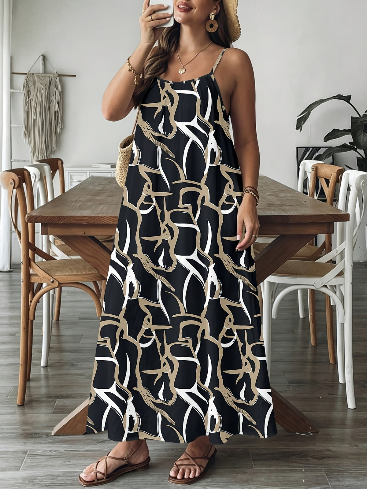 Robe longue grande taille, trait abstrait sable