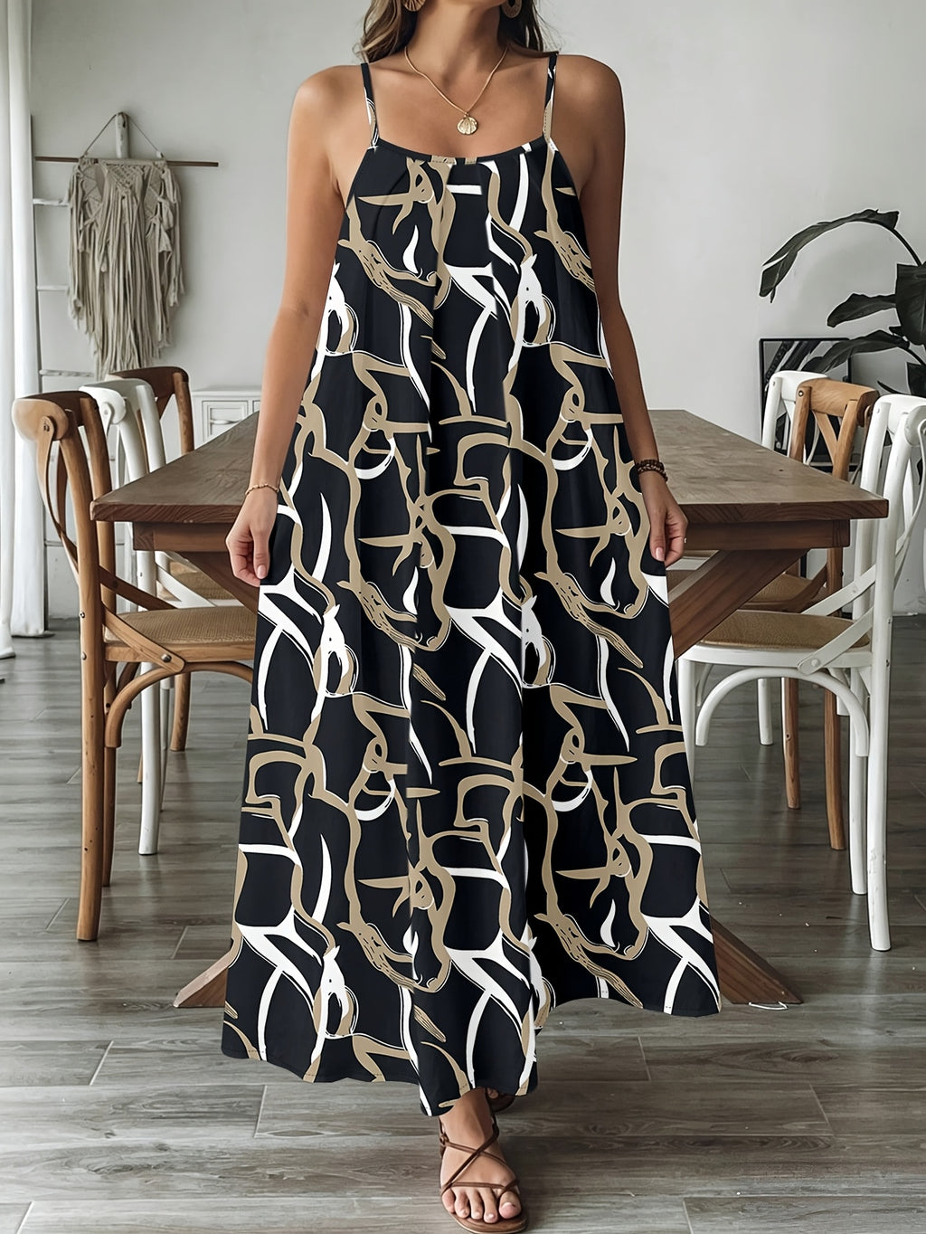 Robe longue grande taille, trait abstrait sable