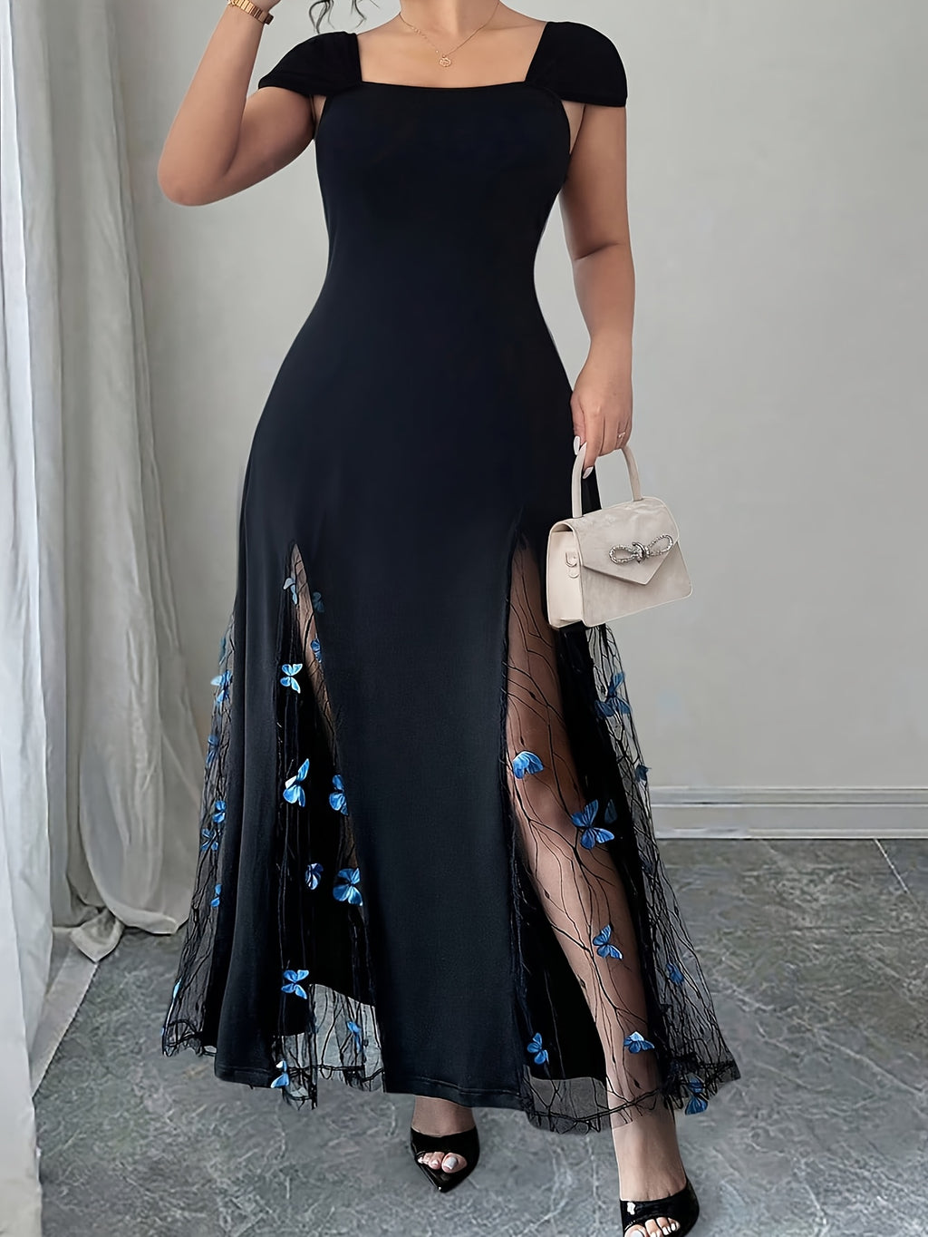 Robe longue grande taille — Papillons brodés sur tulle noir