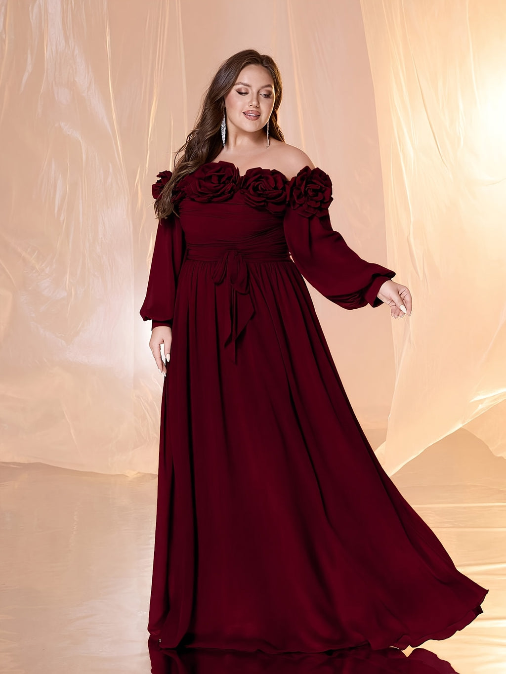 Robe longue grande taille, relief sur mousseline