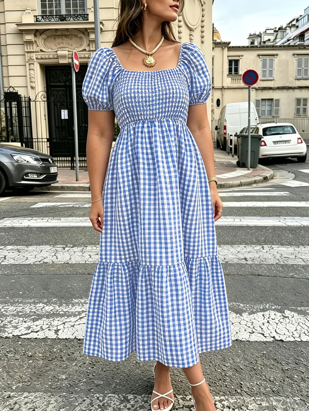 Robe longue grande taille — Vichy noir enfilée sans zip