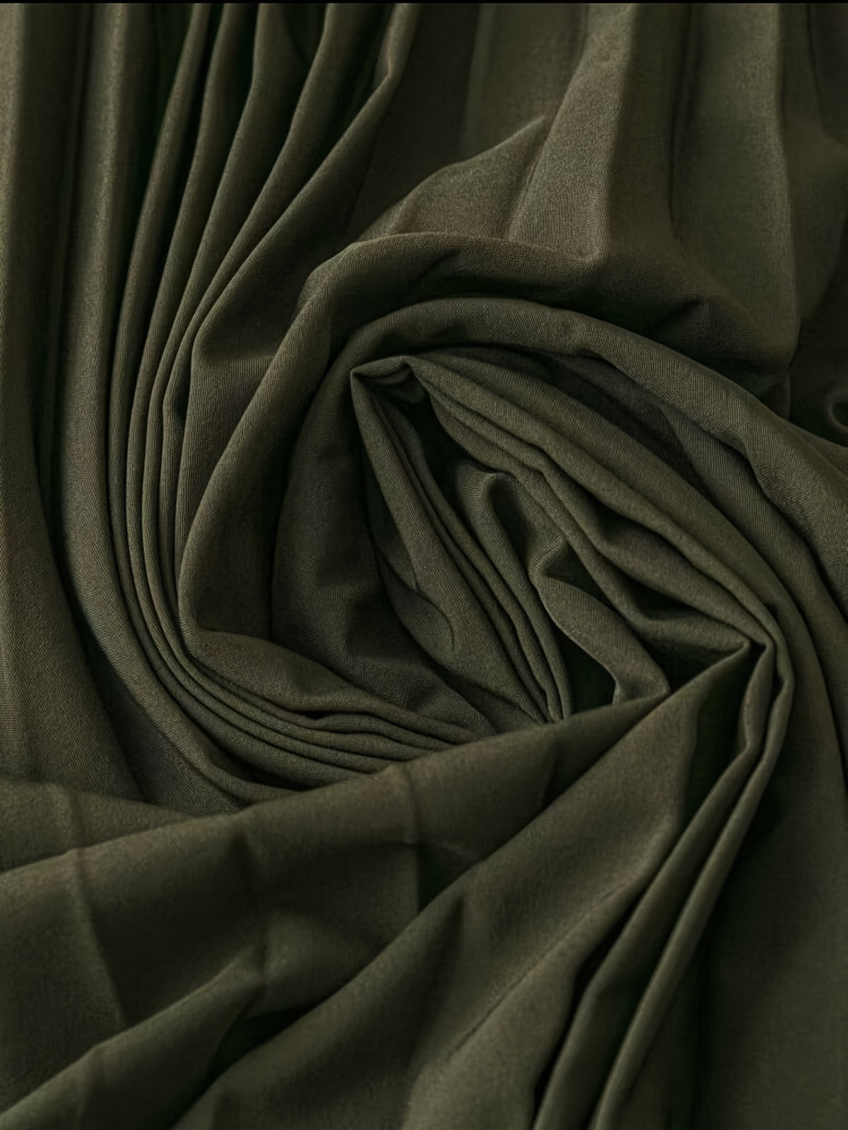 Robe longue grande taille — Kaki croisé et plissé en cloche