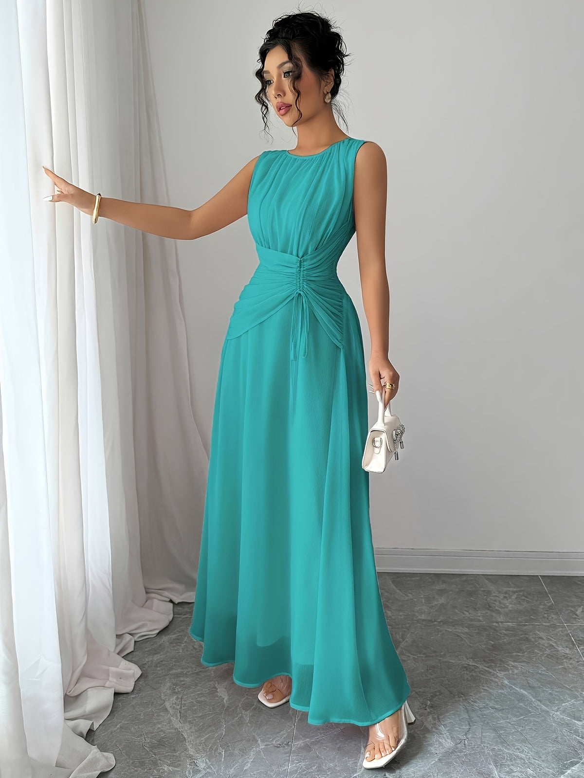 Robe longue grande taille — Mousseline à ceinture nouée