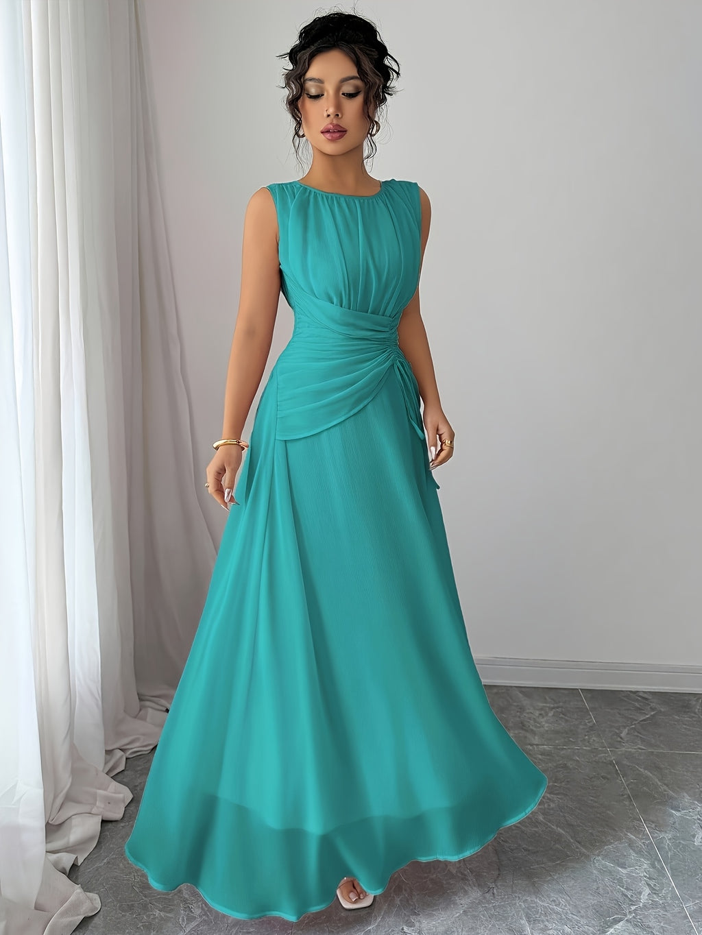 Robe longue grande taille — Mousseline à ceinture nouée