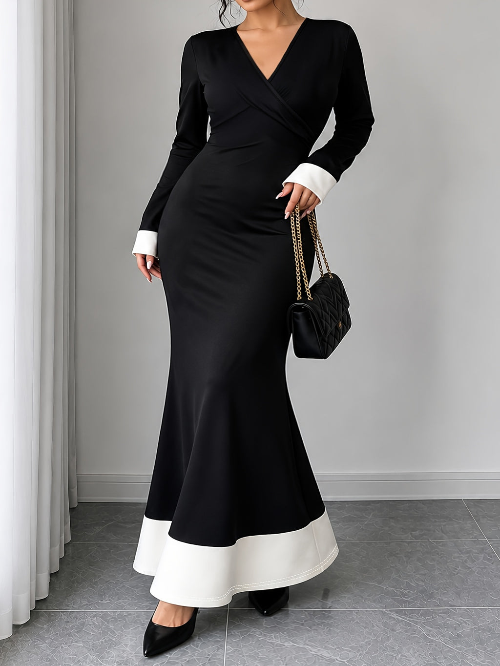 Robe longue grande taille — Sirène noire à bandes blanches