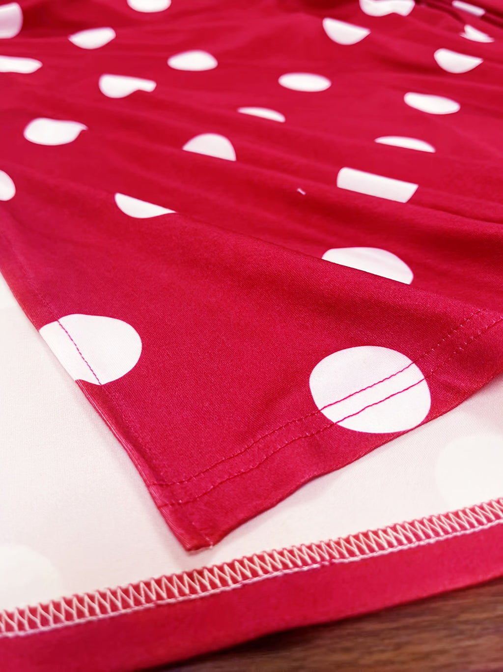 Robe mi-longue grande taille — Rouge, gros pois, cordon