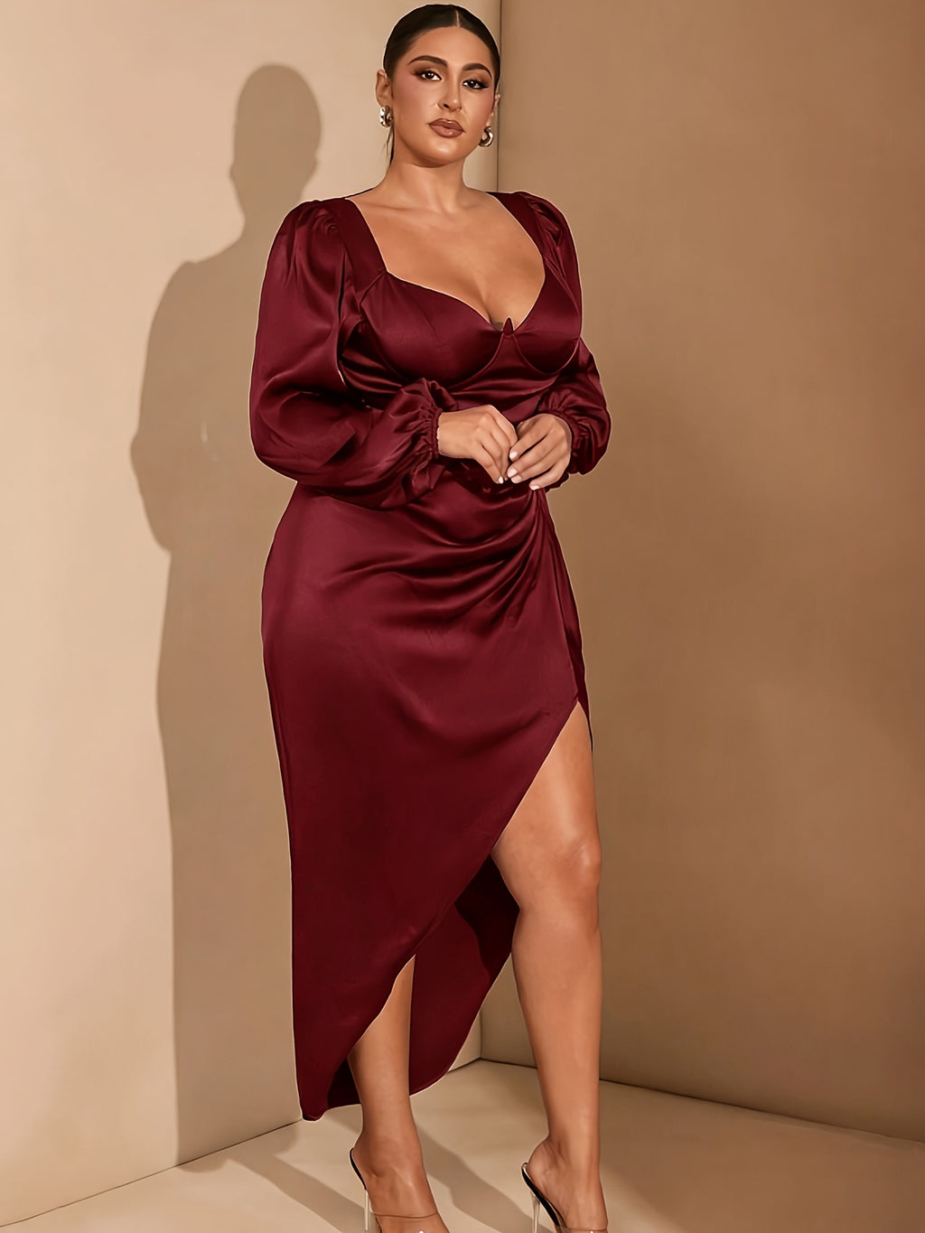 Robe de soirée grande taille, satin à manches ballon