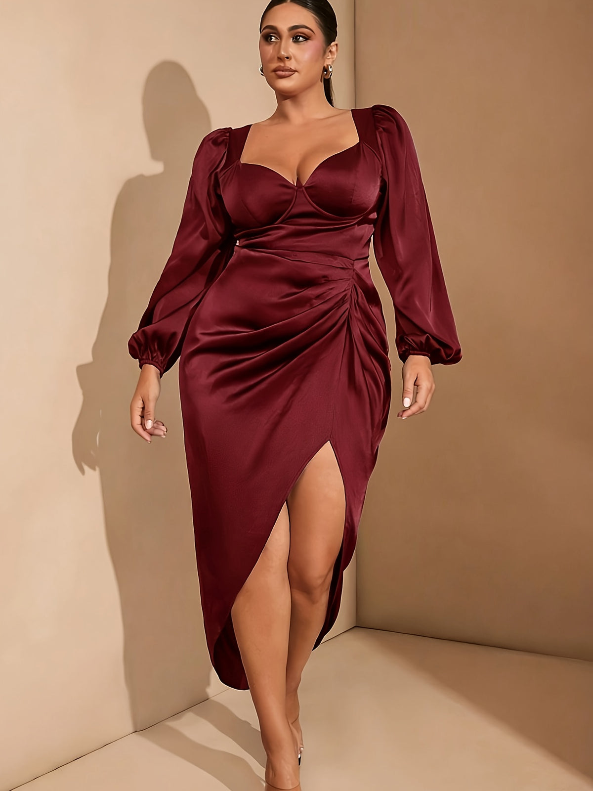 Robe de soirée grande taille, satin à manches ballon