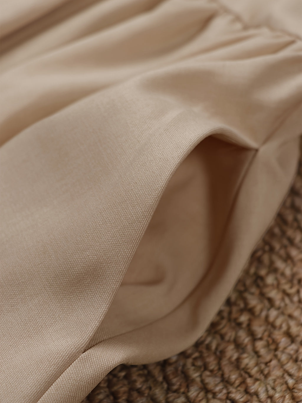 Robe midi grande taille — Beige zippée, col montant et poches