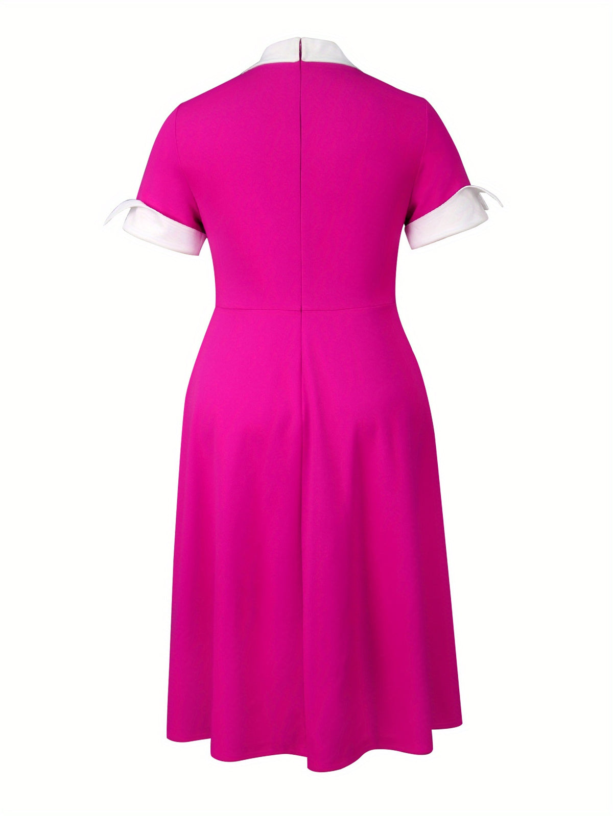 Robe midi grande taille — Col blanc et boutons diagonaux