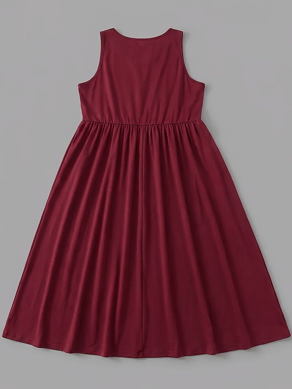 Robe midi grande taille — Buste froncé et bretelles larges