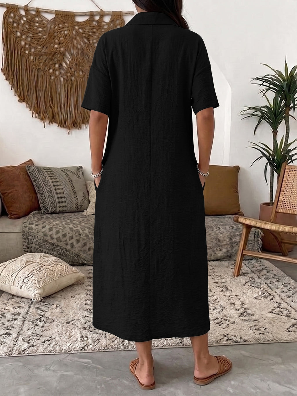 Robe midi grande taille — Col chemise noir et poches latérales