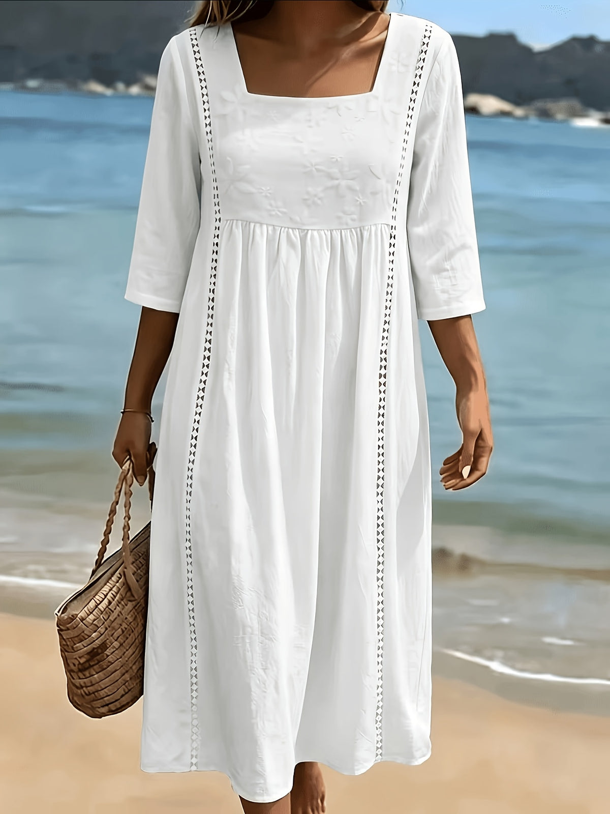 Robe midi grande taille — Coton blanc brodé et jours ajourés