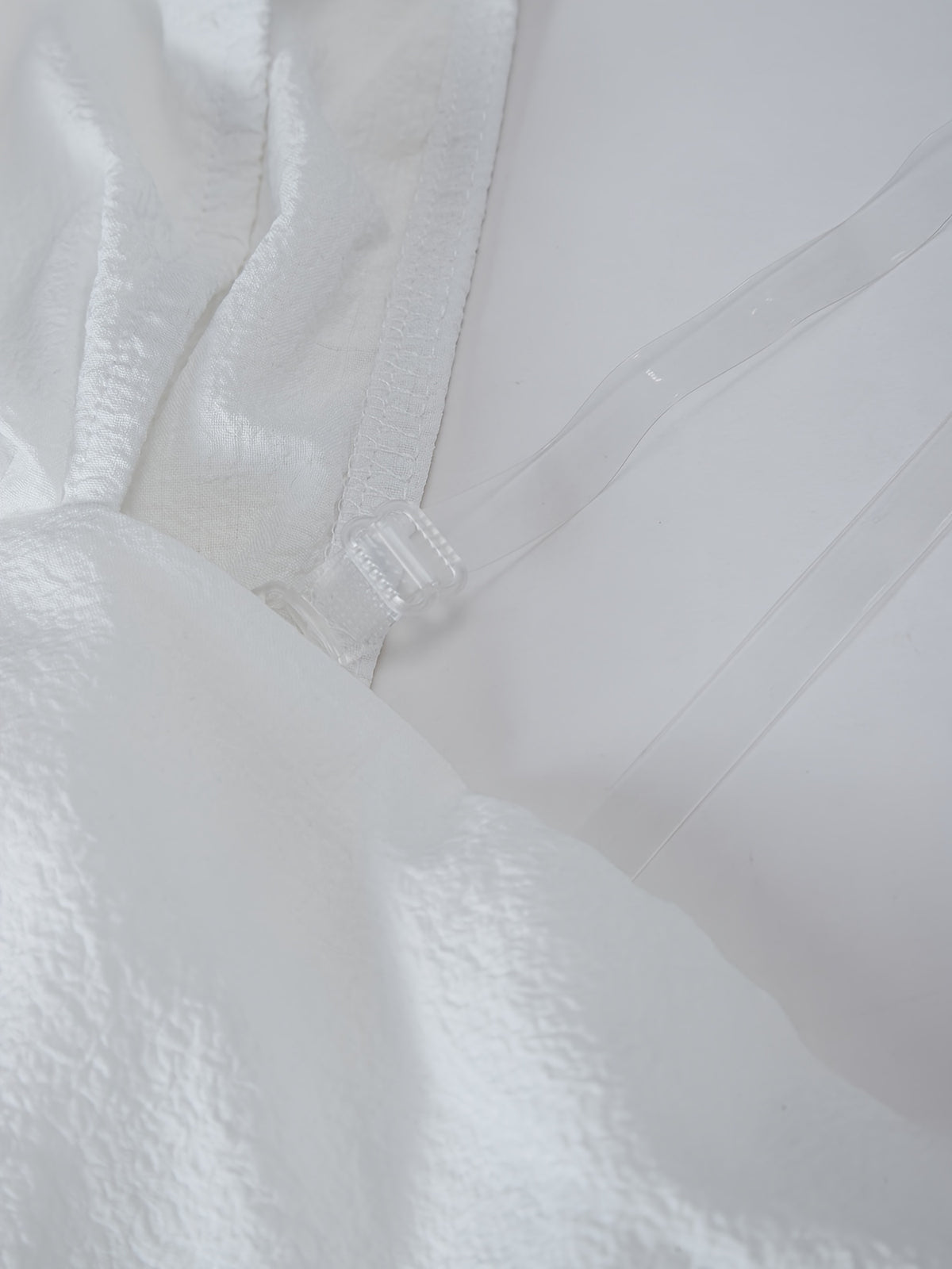 Robe midi grande taille, crêpe gaufré à épaules dénudées
