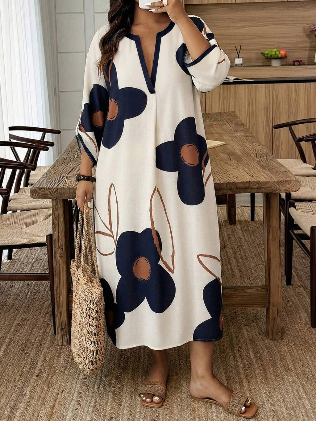 Robe midi grande taille — Fleurs marine à cœur terre de Sienne